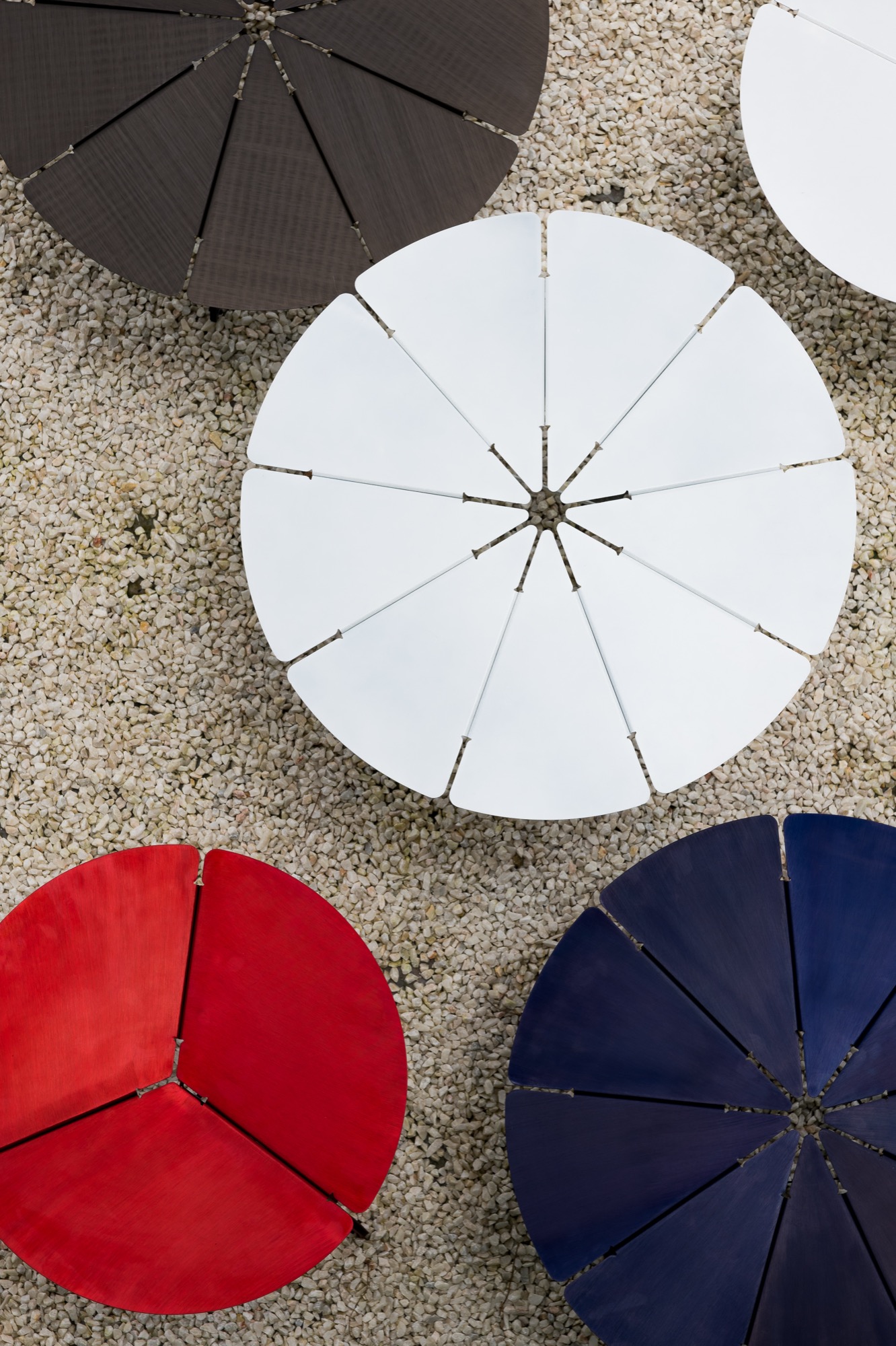 Lilypad table — Furniture by Studio Pomegranate